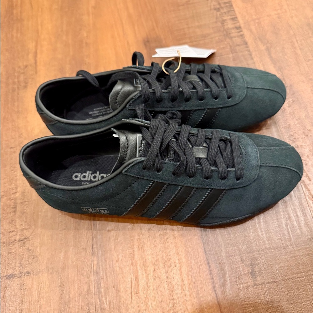 NEW! Adidas TOKYO Three Stripes Black Suede Sneakers Unisex